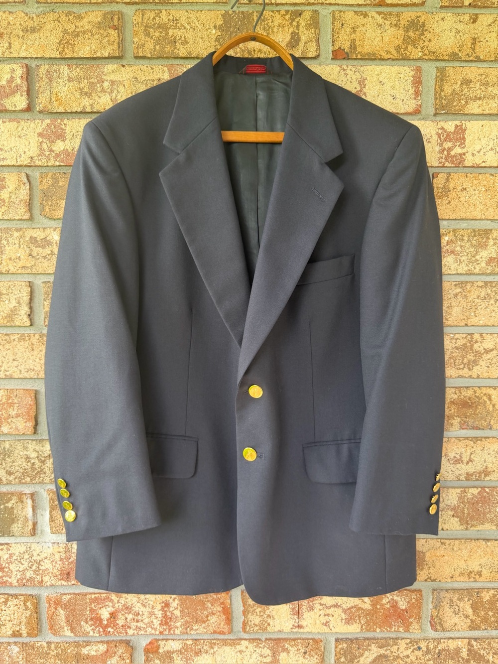 Men’s Classic Navy Blue Blazer Gold Buttons Size 42 Short 100% Wool